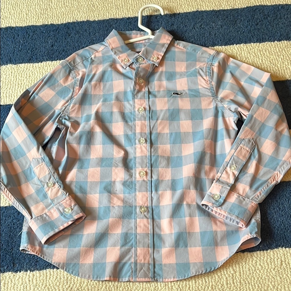 Vineyard vines shirt